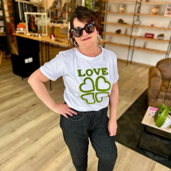 Vente de lunettes de soleil pour femme avec des montures écailles à Montauban