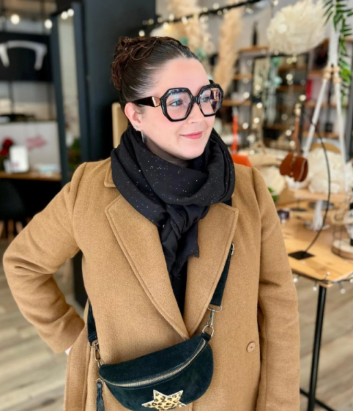 Opticien à Montauban : Anaëlle démarre 2025 avec une monture tendance et de caractère